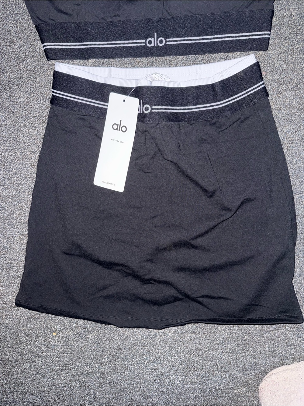 ALO Yoga Black & White better together Sports Bra and Skirt Set - Picture 4 of 4